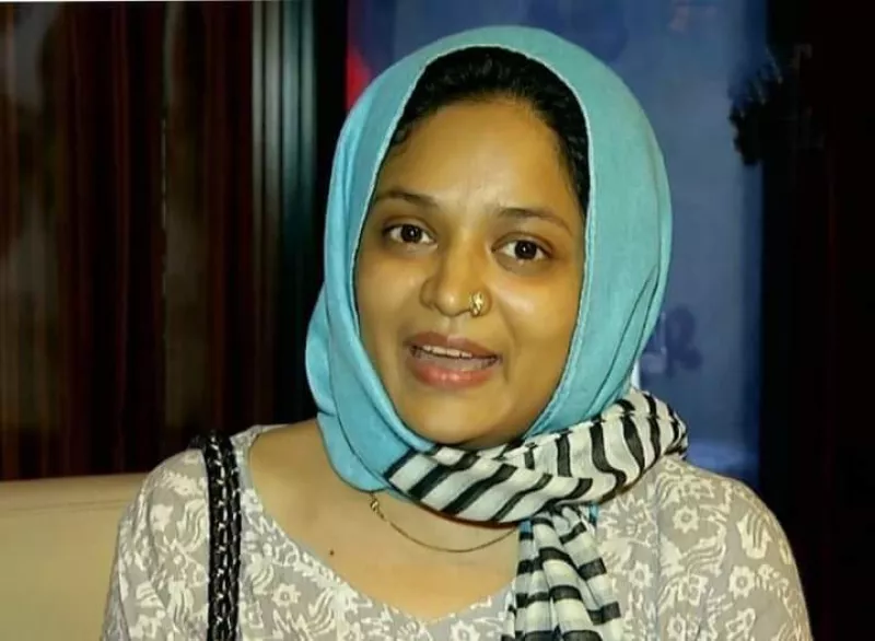 Lesbian cunnilingus rasmlar